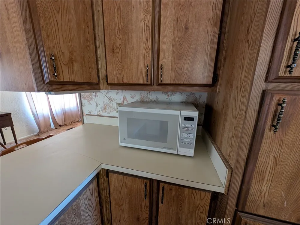 19012 Panther Avenue Adelanto, CA 92301