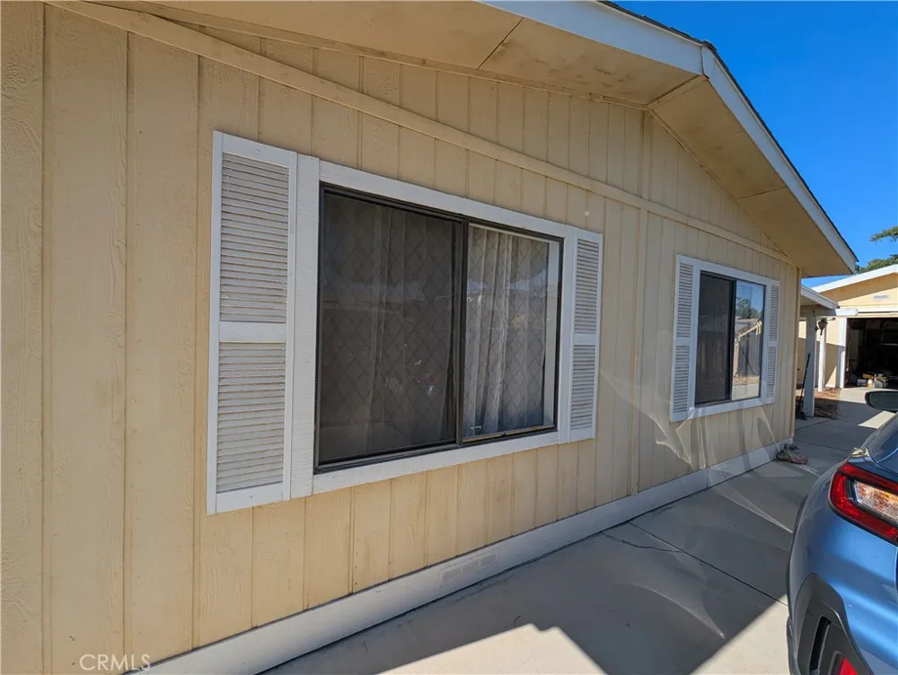 19012 Panther Avenue Adelanto, CA 92301
