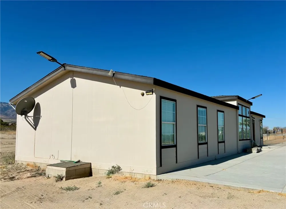 1053 Lindero Pinon Hills, CA 92372