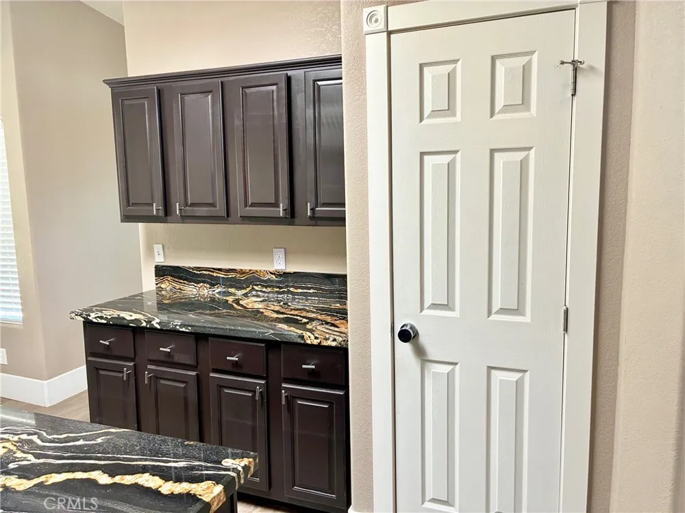 1053 Lindero Pinon Hills, CA 92372