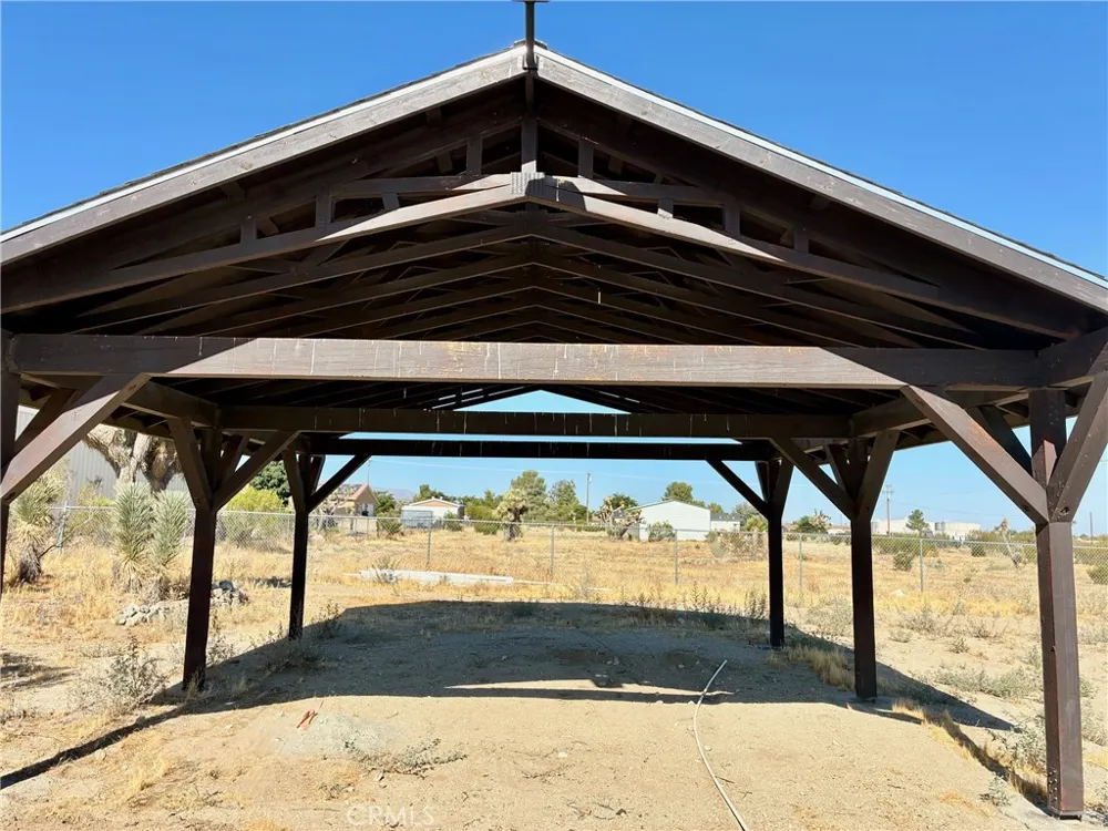 1053 Lindero Pinon Hills, CA 92372