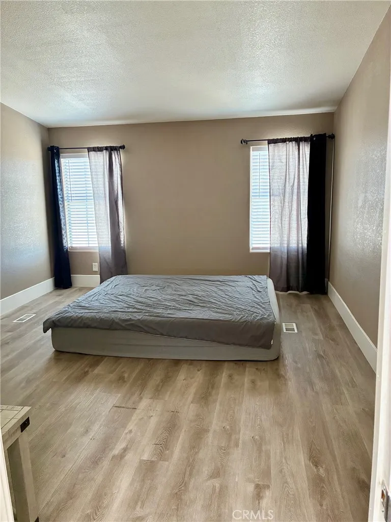 1053 Lindero Pinon Hills, CA 92372