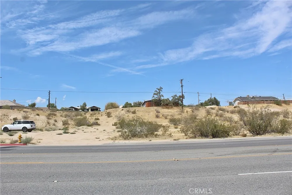 11 Village Drive Victorville, CA 92395