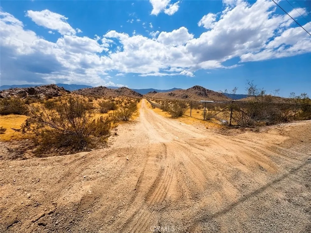 0451-052-08-0000 Lucerne Valley, CA 92356