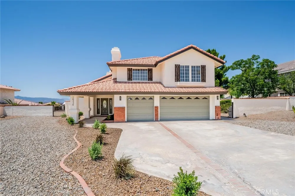 16334 Ridge View Drive Apple Valley, CA 92307