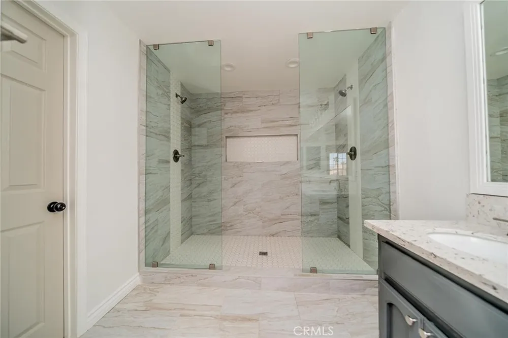 16334 Ridge View Drive Apple Valley, CA 92307