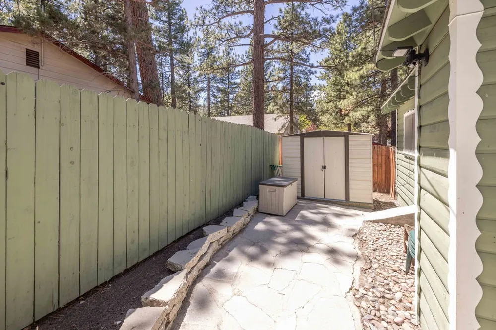 336 E Mojave Big Bear, CA 92314
