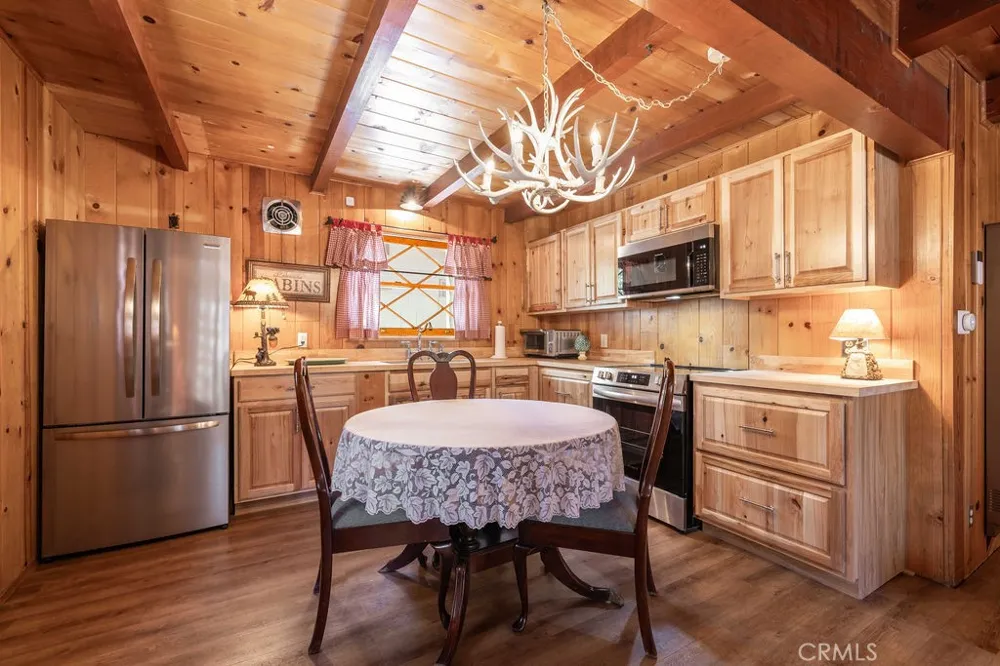 336 E Mojave Big Bear, CA 92314