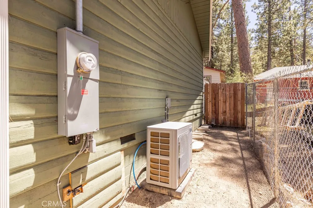 336 E Mojave Big Bear, CA 92314