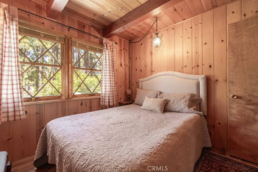 336 E Mojave Big Bear, CA 92314