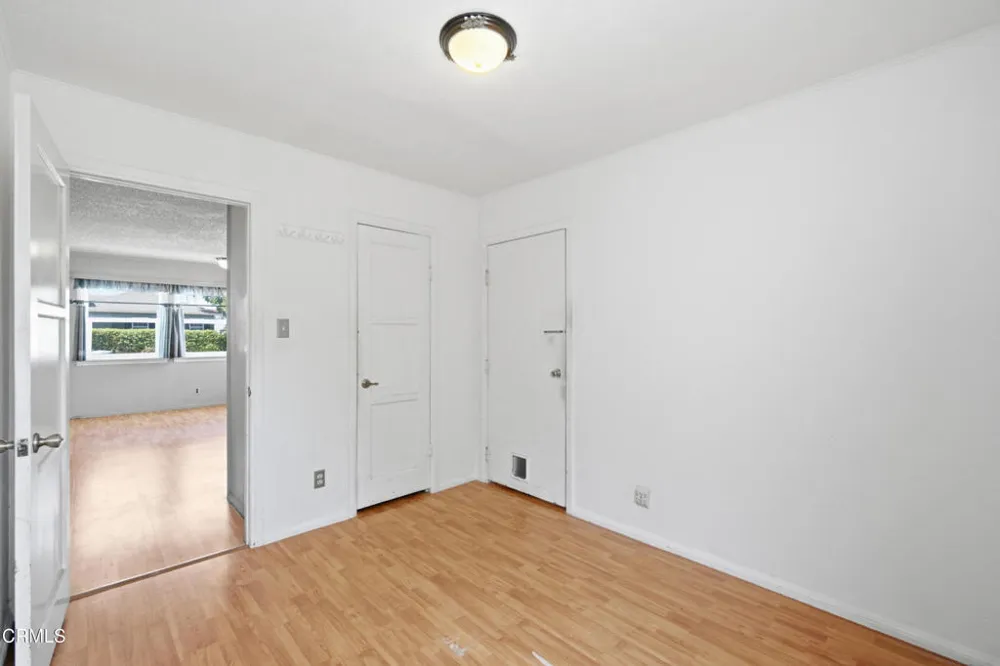 2385 Pierpont Boulevard Ventura, CA 93001