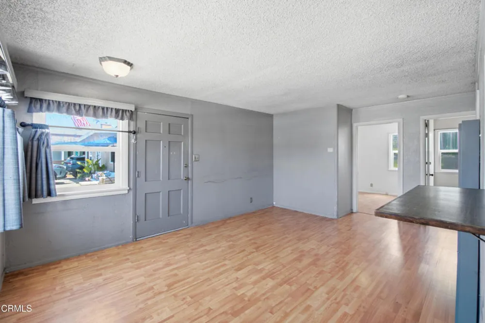 2385 Pierpont Boulevard Ventura, CA 93001