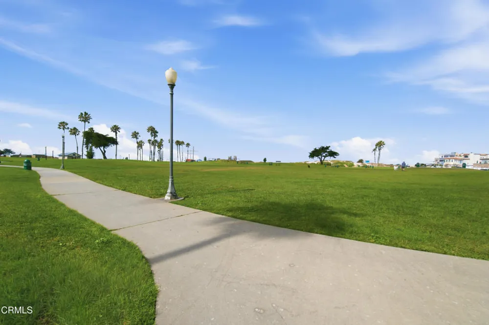 2385 Pierpont Boulevard Ventura, CA 93001