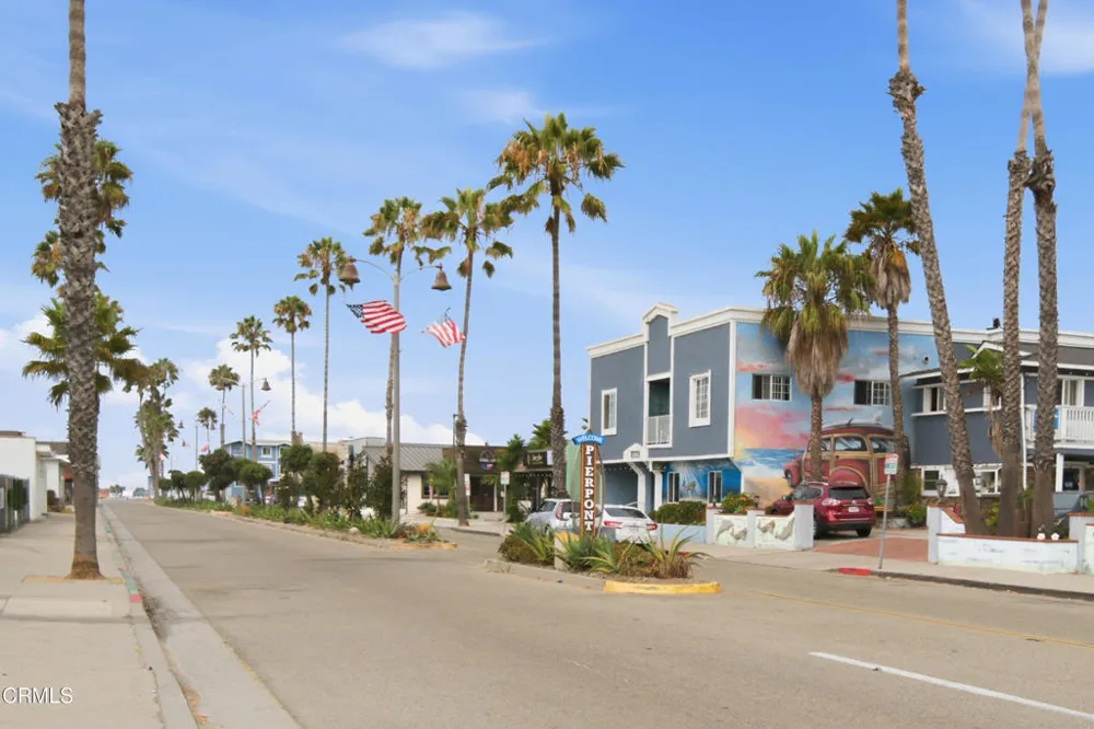 2385 Pierpont Boulevard Ventura, CA 93001