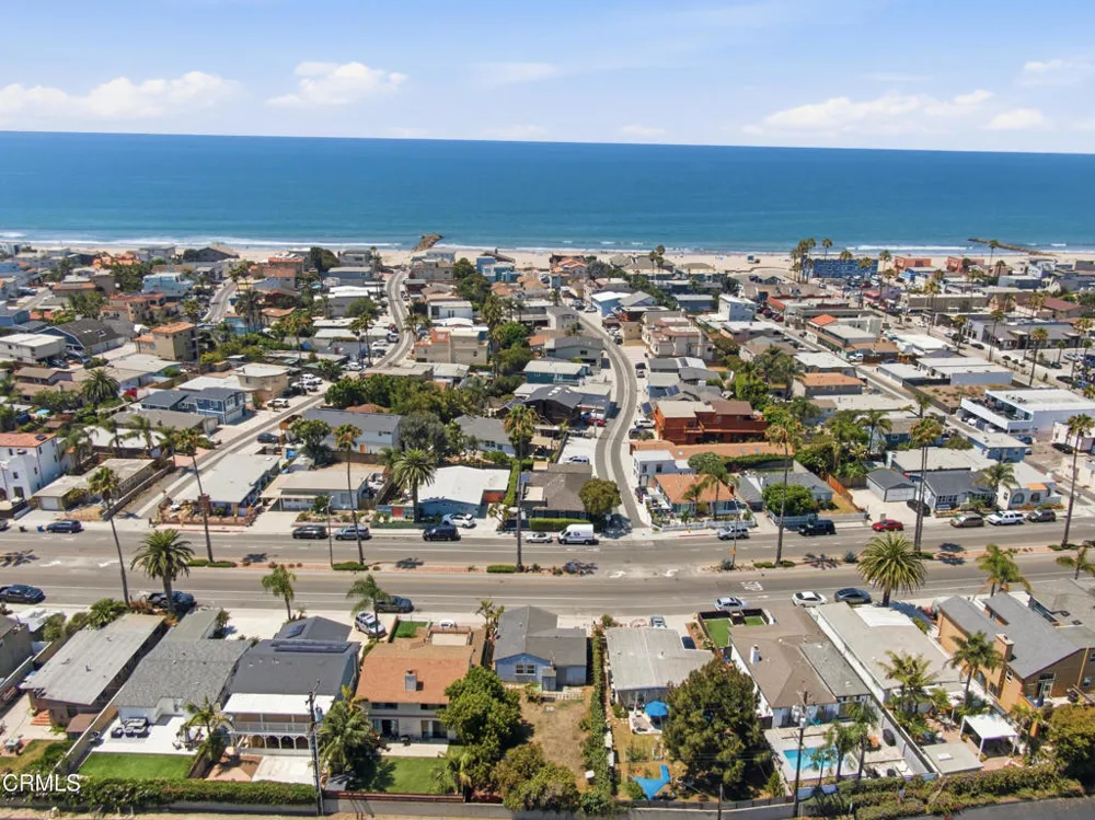 2385 Pierpont Boulevard Ventura, CA 93001