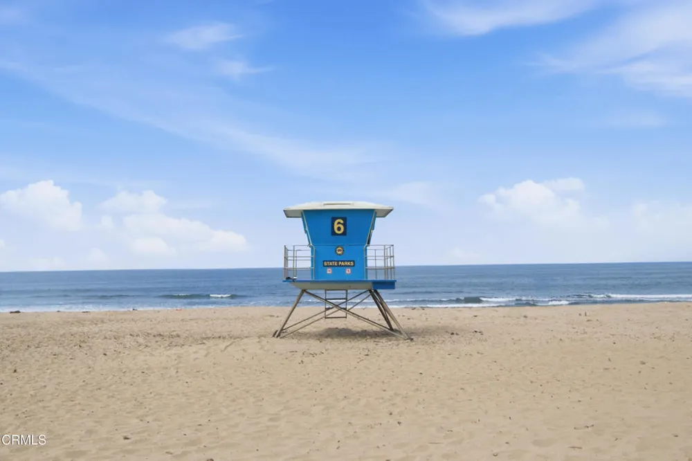 2385 Pierpont Boulevard Ventura, CA 93001