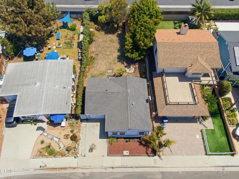 2385 Pierpont Boulevard Ventura, CA 93001