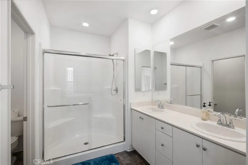 5604 Altamura Way #10 Fontana, CA 92336