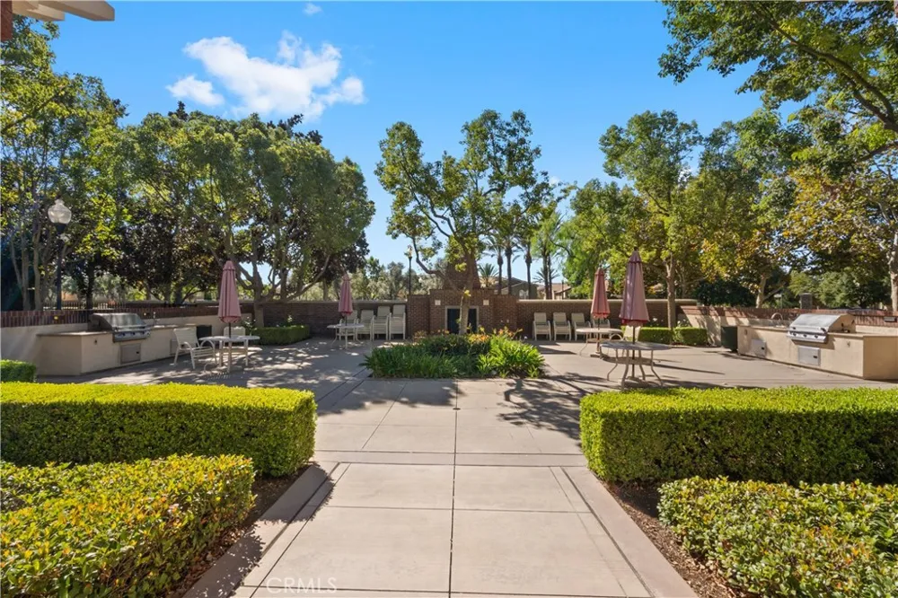 5604 Altamura Way #10 Fontana, CA 92336