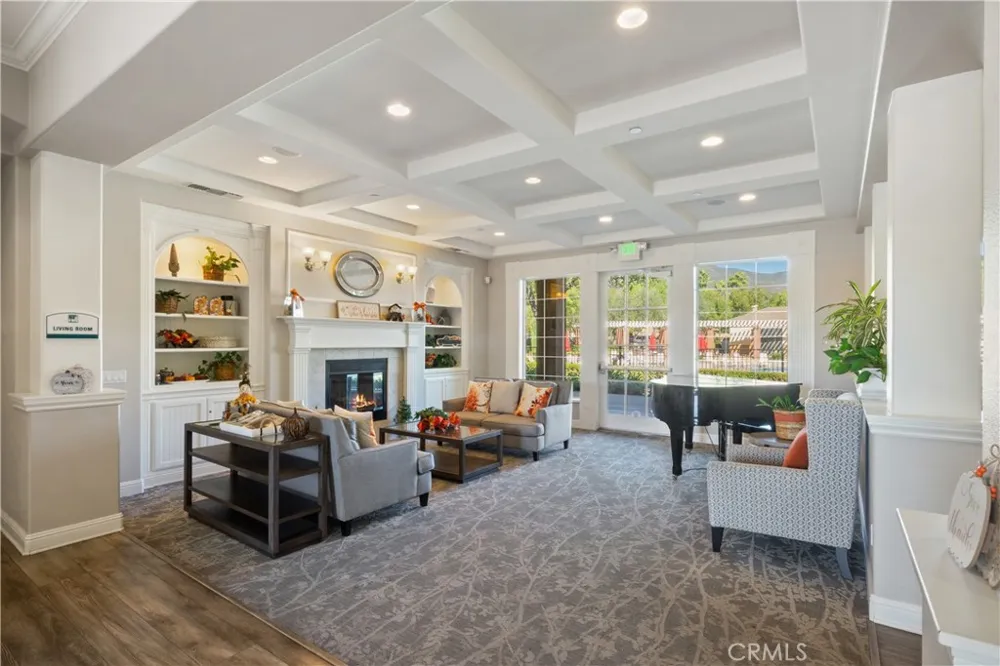 5604 Altamura Way #10 Fontana, CA 92336