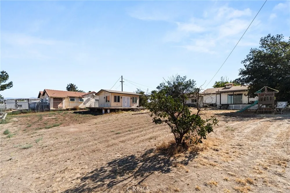 12978 11th Yucaipa, CA 92399