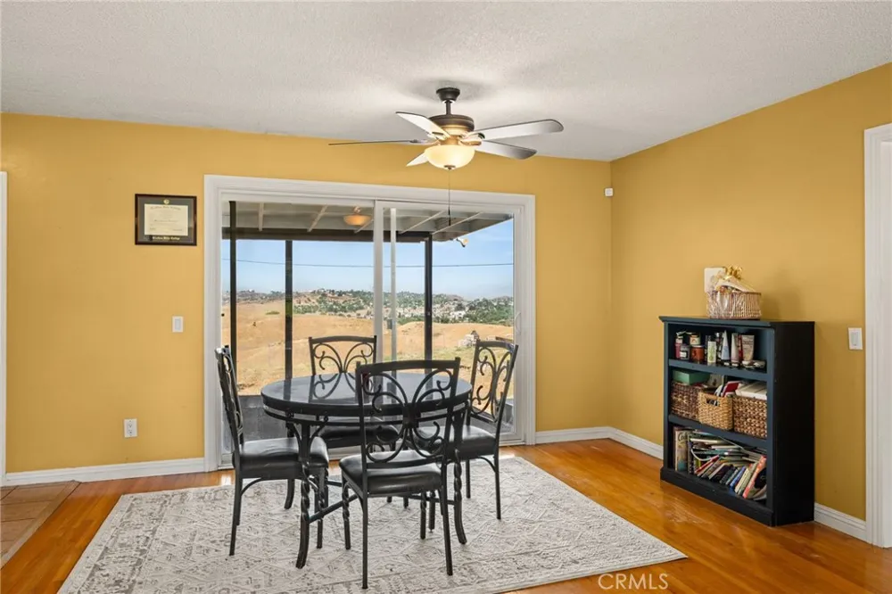 12978 11th Yucaipa, CA 92399