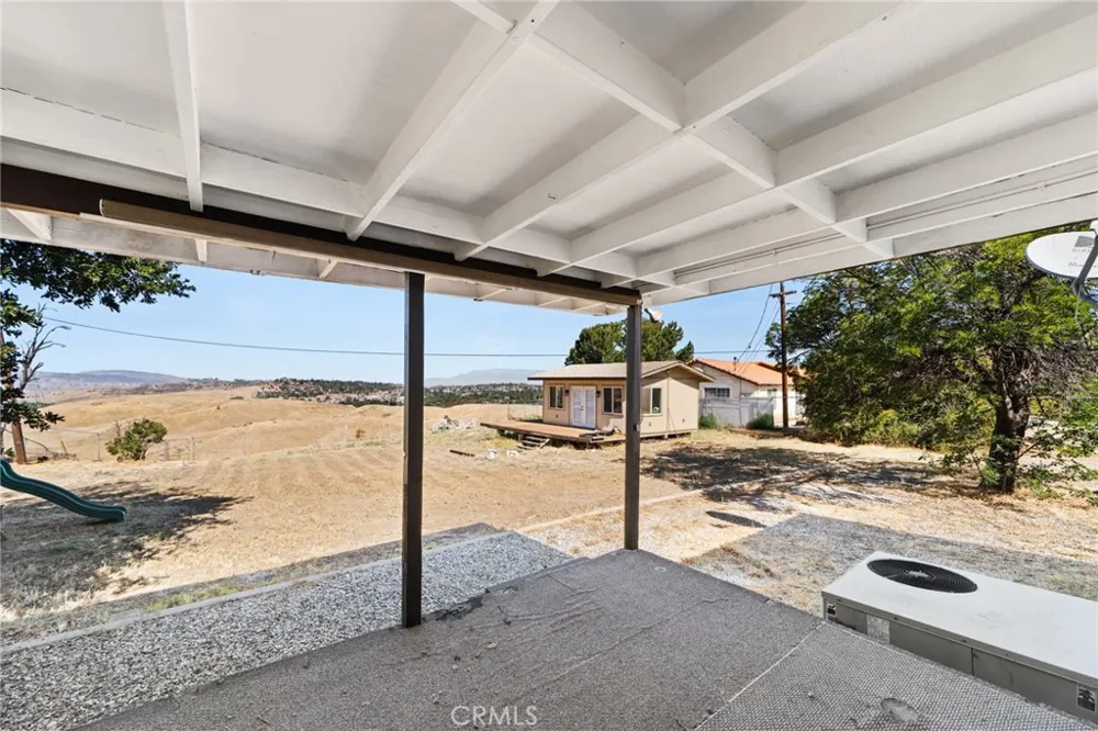 12978 11th Yucaipa, CA 92399