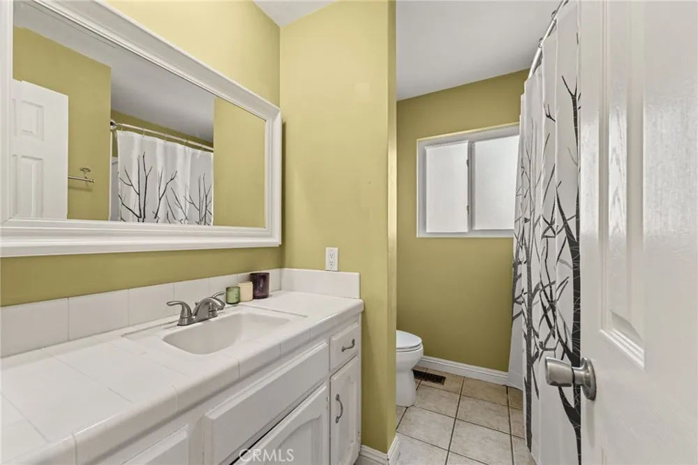 12978 11th Yucaipa, CA 92399