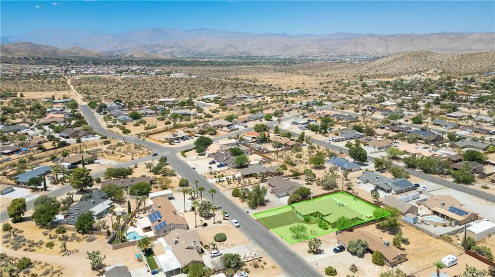 57934 Juarez Yucca Valley, CA 92284