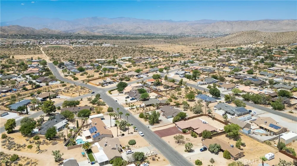 57934 Juarez Yucca Valley, CA 92284