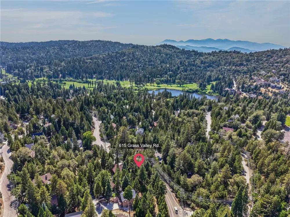 615 Grass Valley Rd Lake Arrowhead, CA 92352