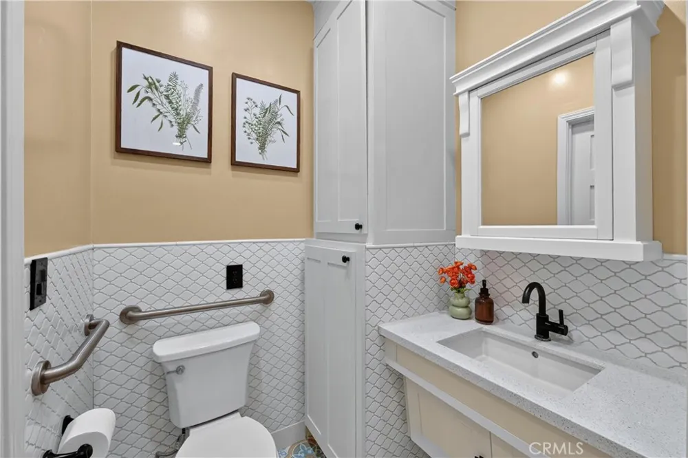 2700 W Olive Avenue Fullerton, CA 92833