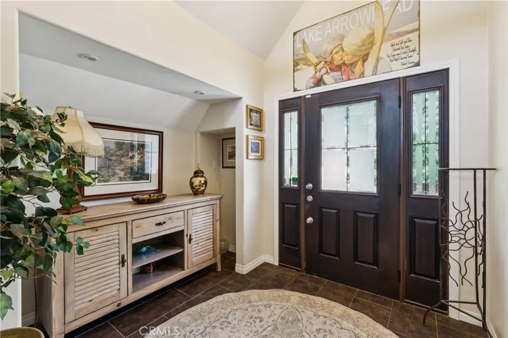 1298 Yellowstone Drive Lake Arrowhead, CA 92352