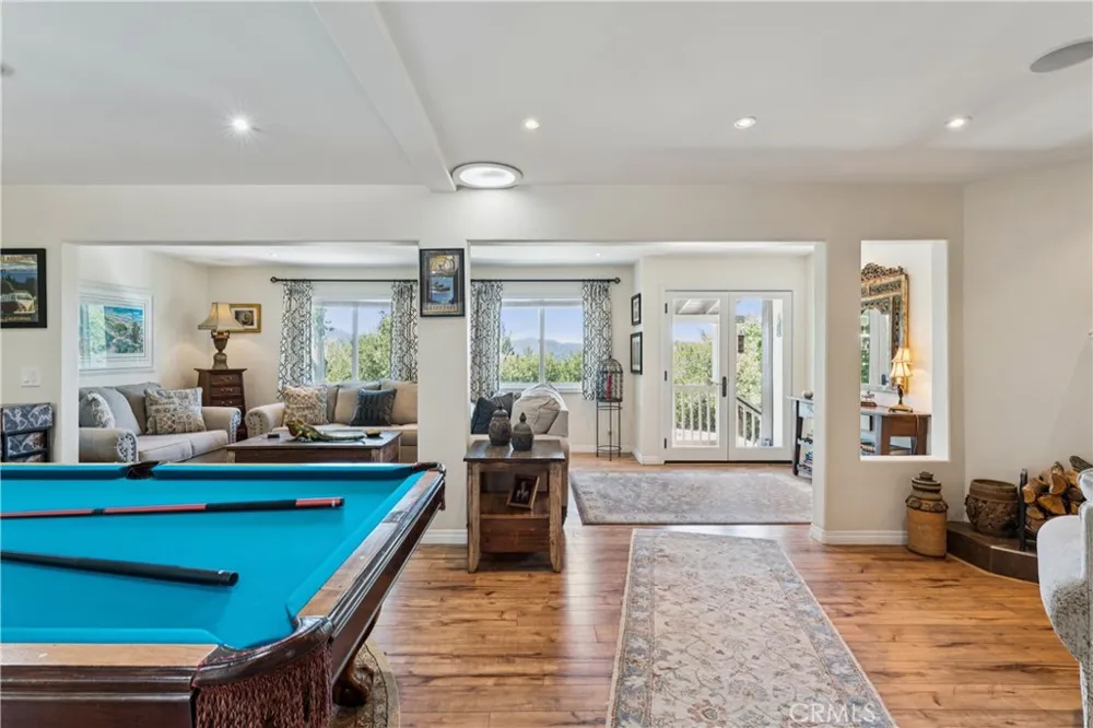 1298 Yellowstone Drive Lake Arrowhead, CA 92352