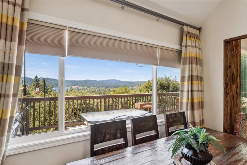 1298 Yellowstone Drive Lake Arrowhead, CA 92352