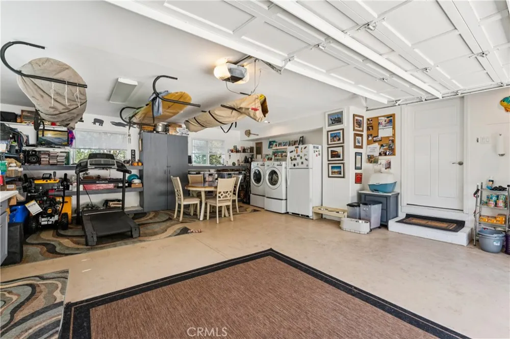 1298 Yellowstone Drive Lake Arrowhead, CA 92352