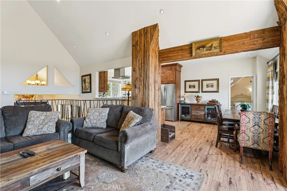 1298 Yellowstone Drive Lake Arrowhead, CA 92352
