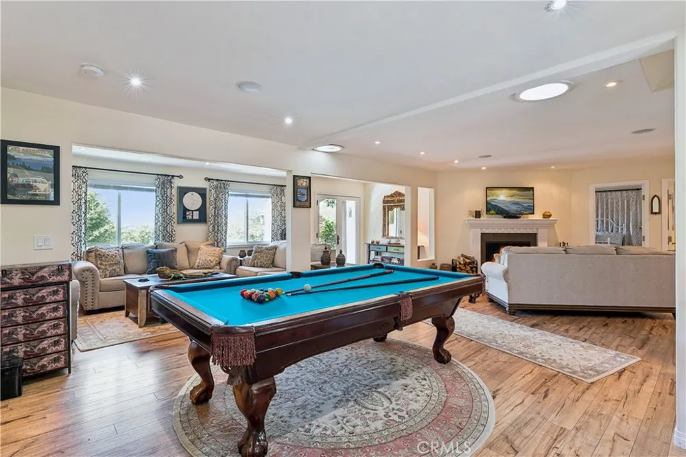 1298 Yellowstone Drive Lake Arrowhead, CA 92352