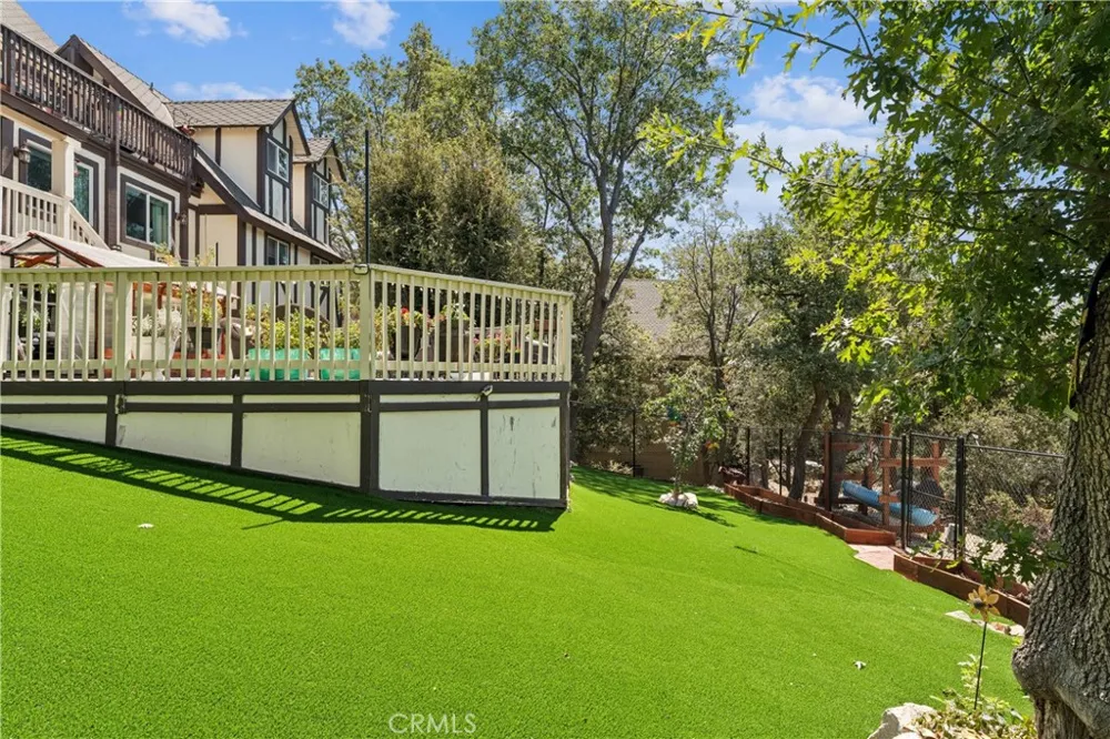 1298 Yellowstone Drive Lake Arrowhead, CA 92352