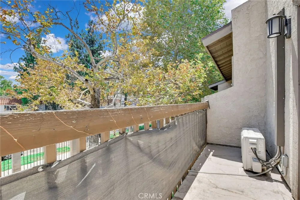 1251 S Meadow #127 Colton, CA 92324