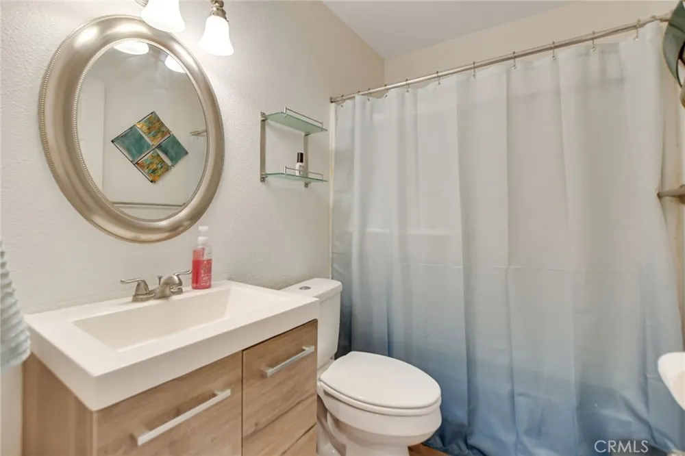 1251 S Meadow #127 Colton, CA 92324