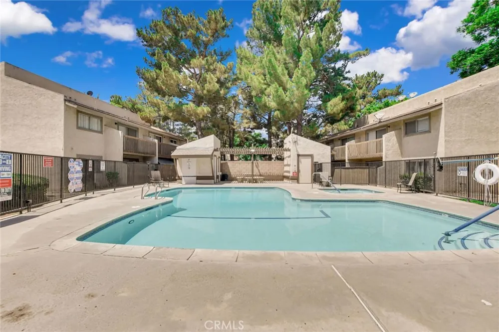 1251 S Meadow #127 Colton, CA 92324