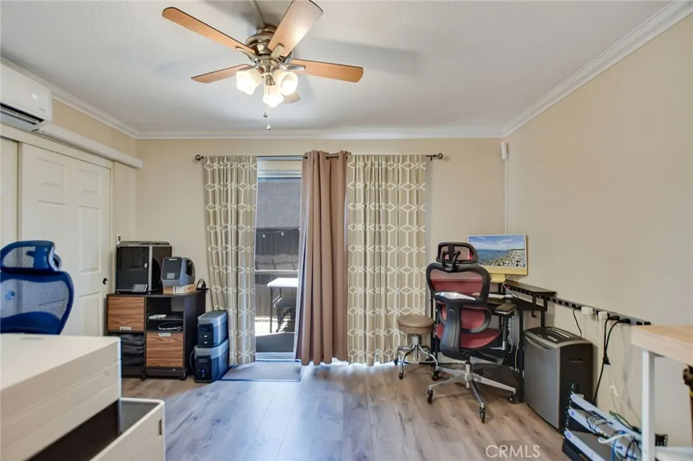 1251 S Meadow #127 Colton, CA 92324