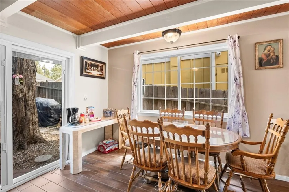 127 Vista Sugarloaf, CA 92386