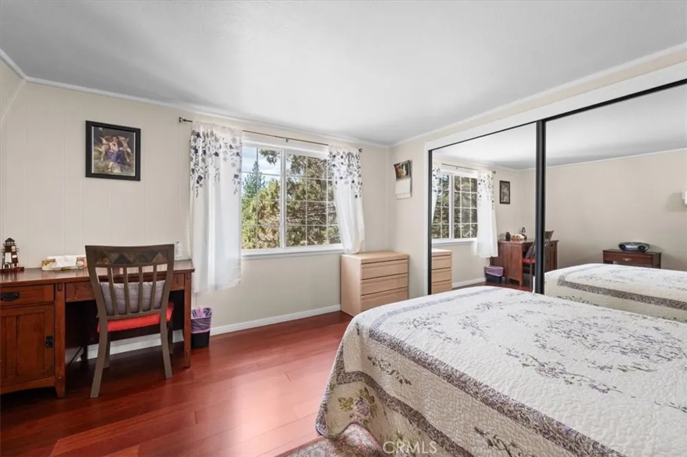 127 Vista Sugarloaf, CA 92386