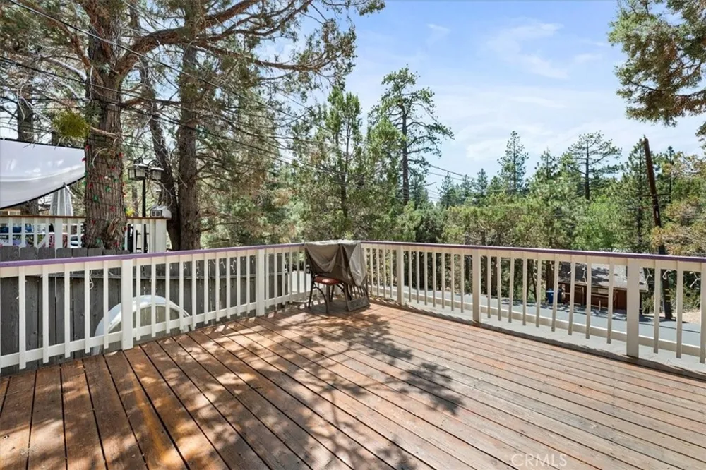 127 Vista Sugarloaf, CA 92386
