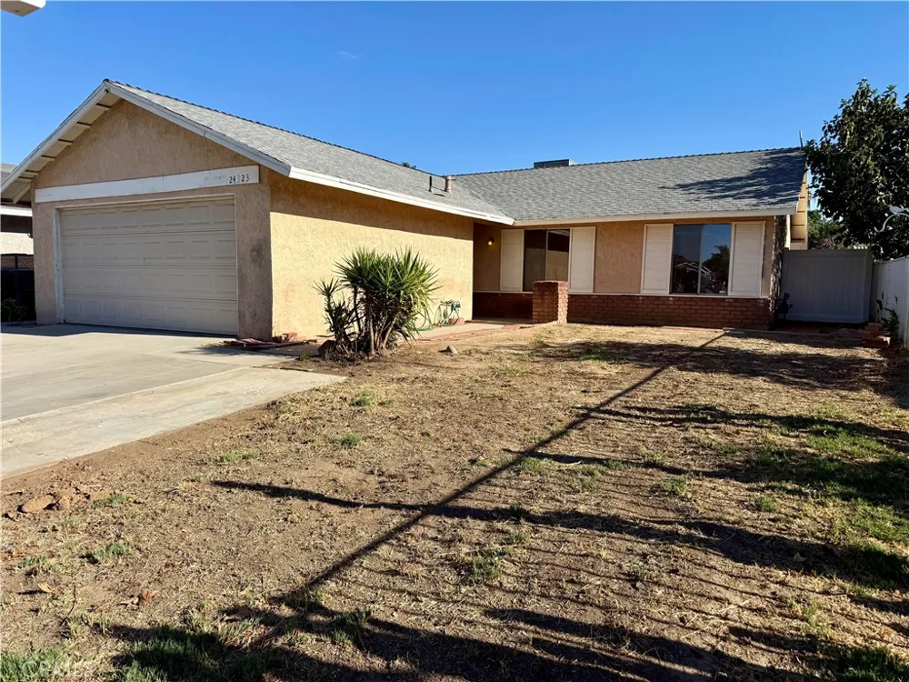 24323 Glencrest Drive Moreno Valley, CA 92553