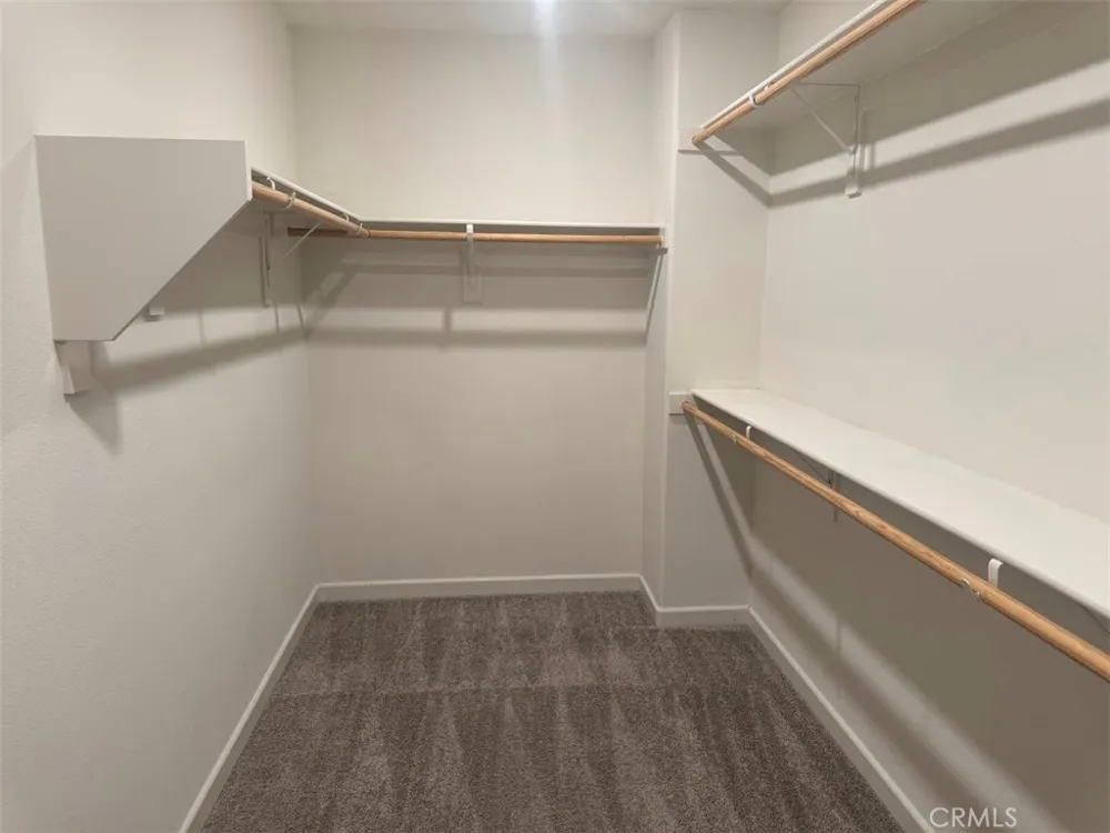 1014 W Buttercup Rialto, CA 92376