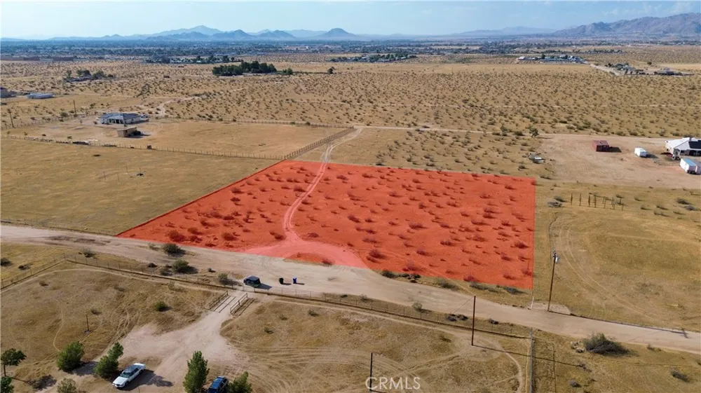 1 Chia Road Apple Valley, CA 92308