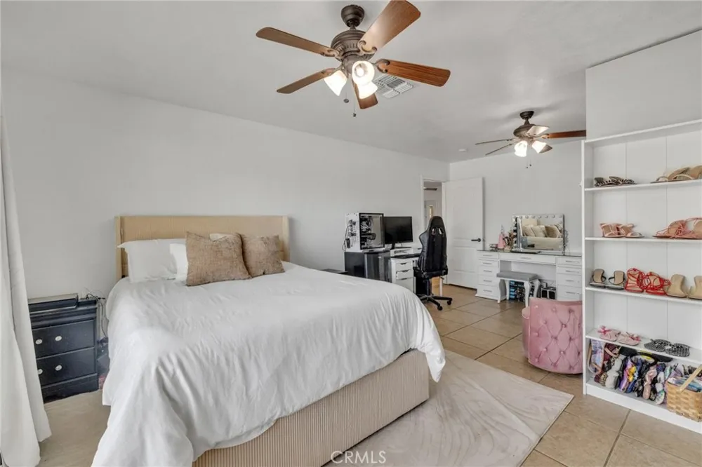 11201 58th Jurupa Valley, CA 91752